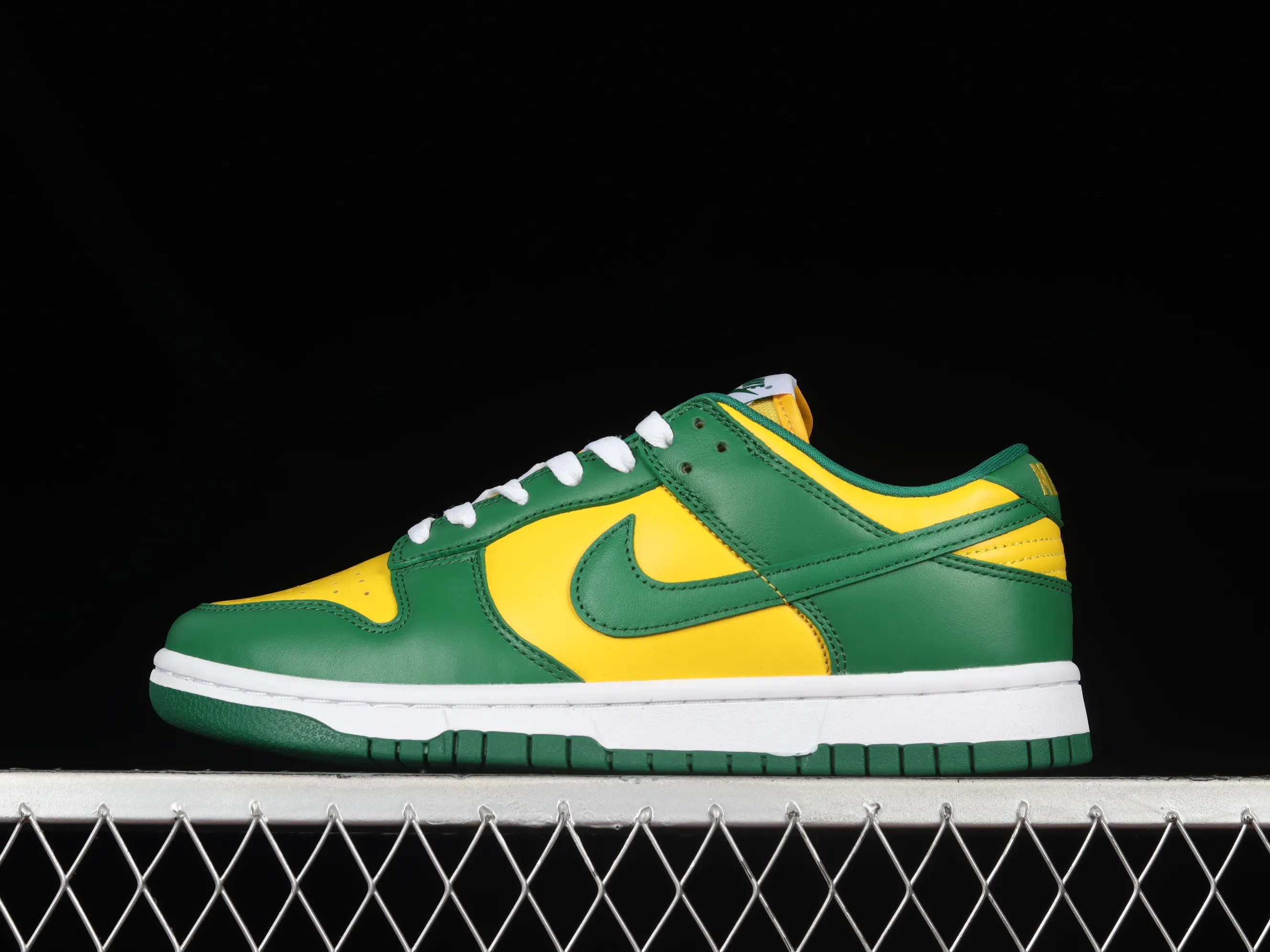 All categories Nk SB Dunk series Nk SB Dunk Low low-top sneakers J version Nk Dunk Low SP "Brazil" Brazilian style SB low-top sports and leisure sneakers CU1727-700